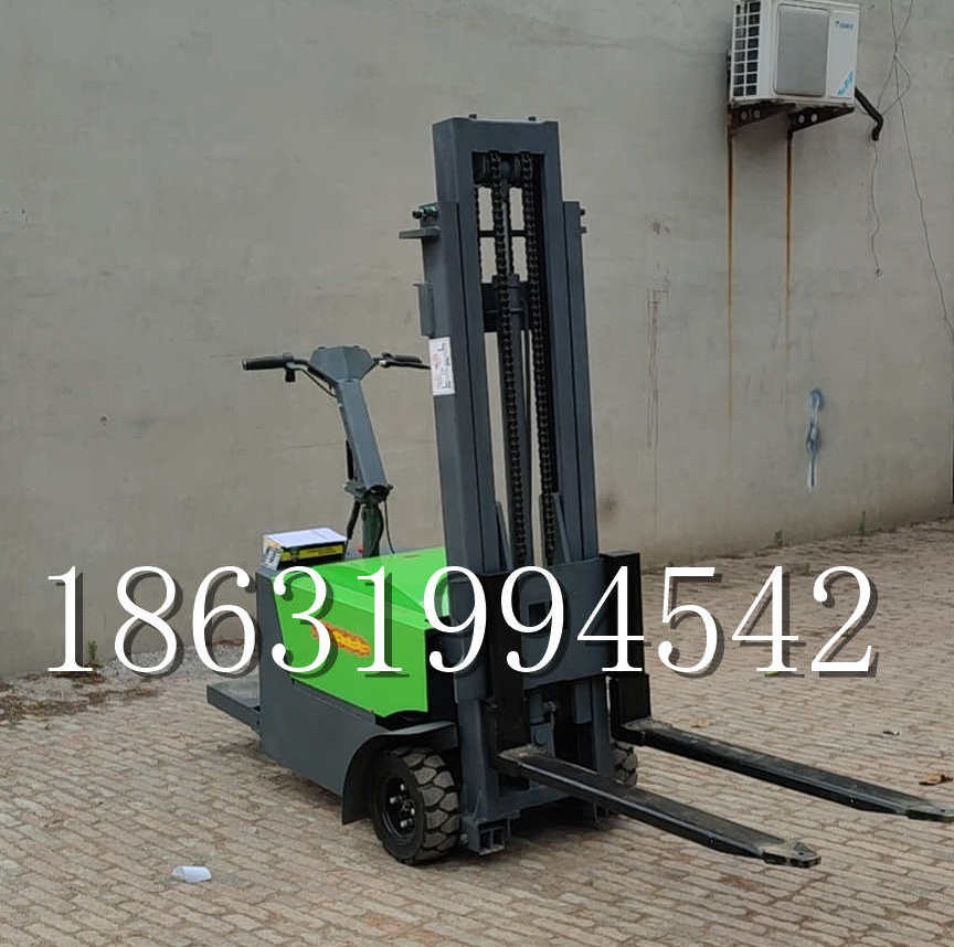 衡阳市优程全电动叉车插腿式堆高车液压装卸车1.5吨升高小型站驾式铲车
